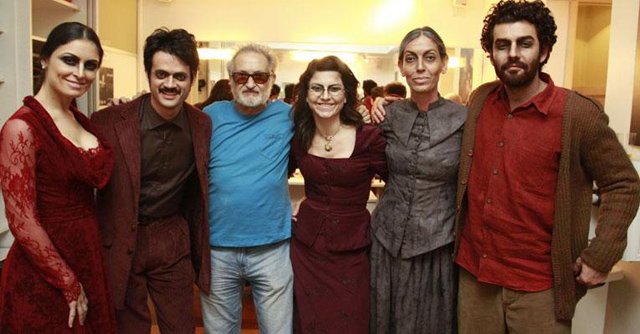 Ruy Guerra e os atores da peça Os exilados